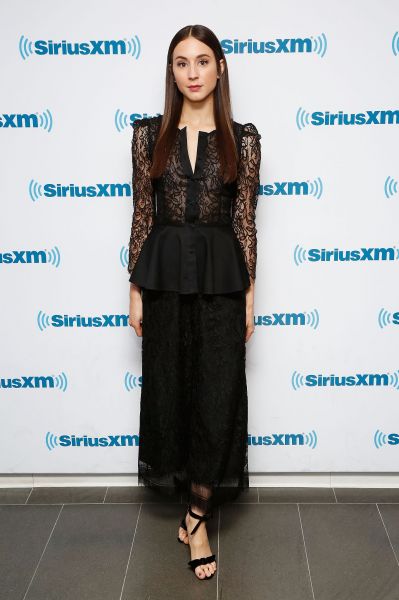 HQ
