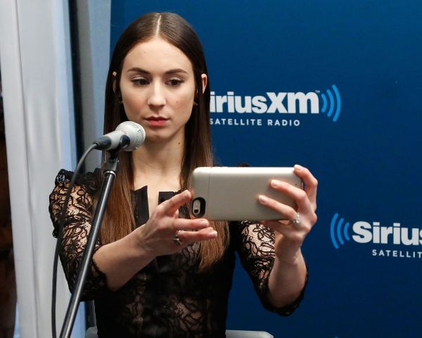 HQ
