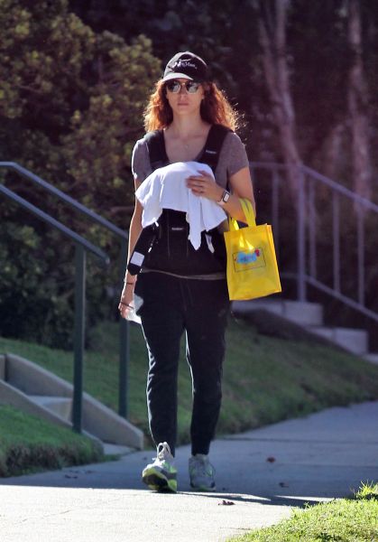 HQ

