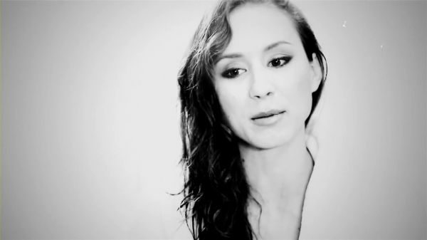 GQ_with_the_Women_of_Pretty_Little_Liars__Troian_Bellisario__2881029.jpg