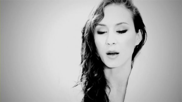 GQ_with_the_Women_of_Pretty_Little_Liars__Troian_Bellisario__2888029~0.jpg