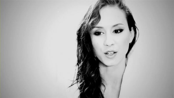 GQ_with_the_Women_of_Pretty_Little_Liars__Troian_Bellisario__2888429~0.jpg