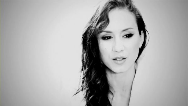 GQ_with_the_Women_of_Pretty_Little_Liars__Troian_Bellisario__2889629~0.jpg