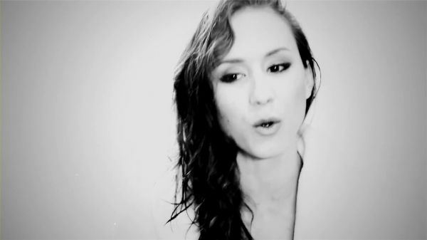 GQ_with_the_Women_of_Pretty_Little_Liars__Troian_Bellisario__2890929~0.jpg