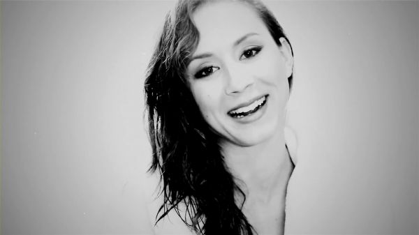 GQ_with_the_Women_of_Pretty_Little_Liars__Troian_Bellisario__2893529~0.jpg