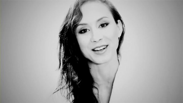GQ_with_the_Women_of_Pretty_Little_Liars__Troian_Bellisario__2894829.jpg