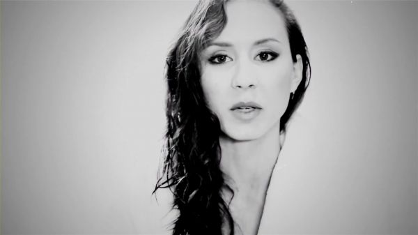 GQ_with_the_Women_of_Pretty_Little_Liars__Troian_Bellisario__2897029.jpg
