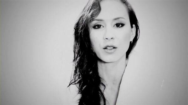 GQ_with_the_Women_of_Pretty_Little_Liars__Troian_Bellisario__2897329.jpg