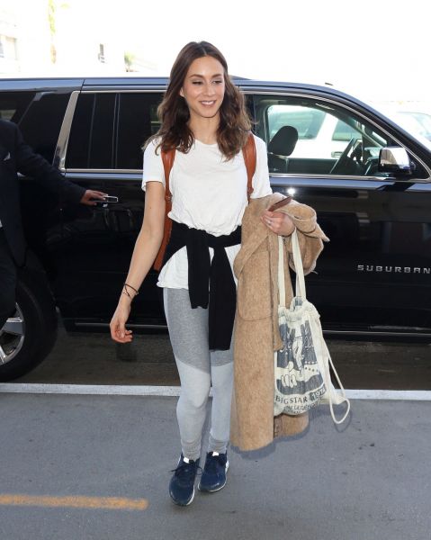 HQ
