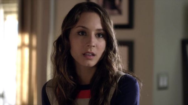 PLL_S04E01_720p_JACK_Up_DownloadSeriesHere_1268.jpg