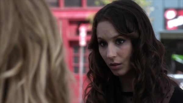 PLL_S04E01_720p_JACK_Up_DownloadSeriesHere_2071.jpg