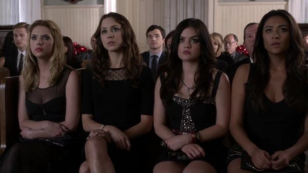 PLL_S04E01_720p_JACK_Up_DownloadSeriesHere_2316.jpg