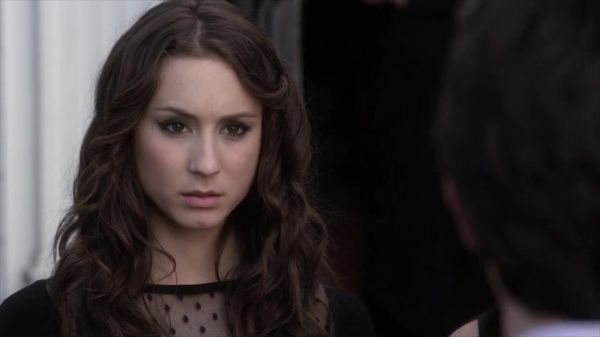 PLL_S04E01_720p_JACK_Up_DownloadSeriesHere_2489.jpg
