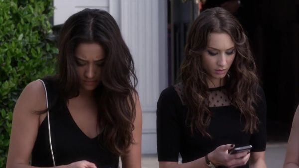 PLL_S04E01_720p_JACK_Up_DownloadSeriesHere_2522.jpg