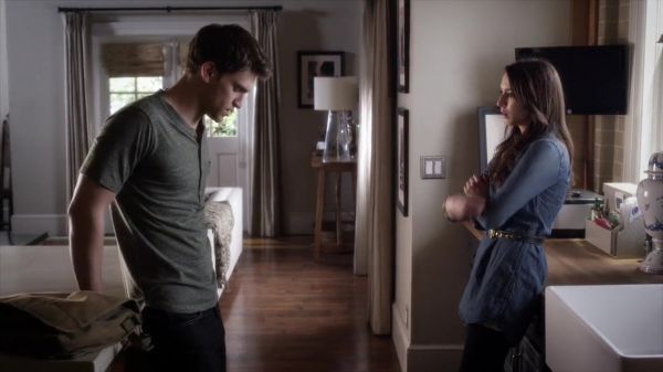 PLL_S04E02_720p_JACK_Up_DownloadSeriesHere_1700.jpg
