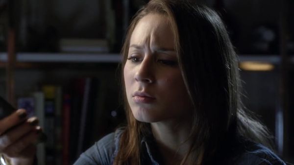 PLL_S04E02_720p_JACK_Up_DownloadSeriesHere_2274.jpg