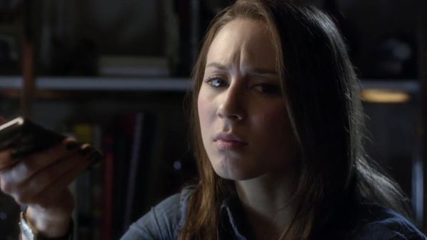PLL_S04E02_720p_JACK_Up_DownloadSeriesHere_2276.jpg
