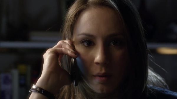PLL_S04E02_720p_JACK_Up_DownloadSeriesHere_2296.jpg