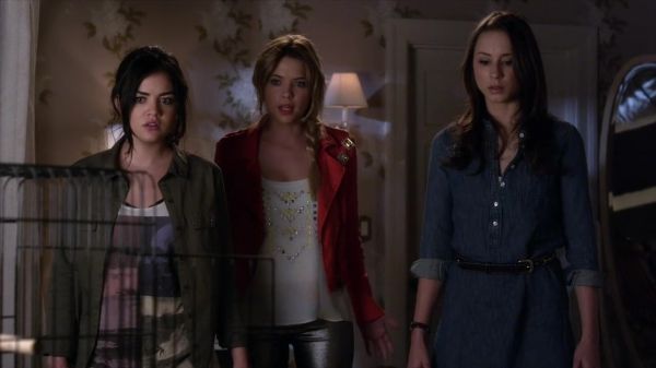 PLL_S04E02_720p_JACK_Up_DownloadSeriesHere_2521.jpg