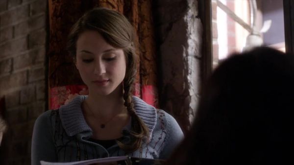 PLL_S04E03_720p_JACK_Up_DownloadSeriesHere_0105.jpg