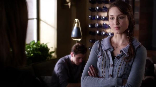 PLL_S04E03_720p_JACK_Up_DownloadSeriesHere_0254.jpg