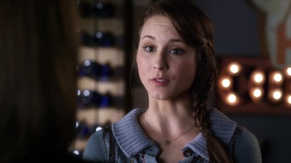 PLL_S04E03_720p_JACK_Up_DownloadSeriesHere_0268.jpg