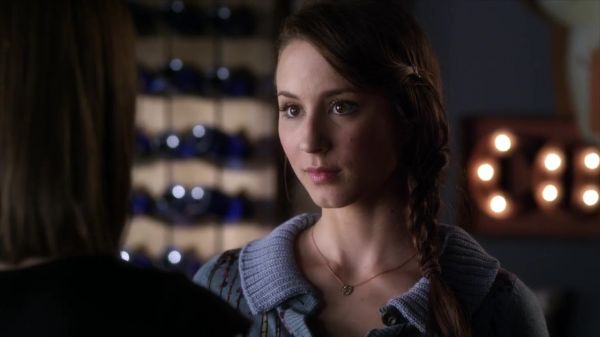 PLL_S04E03_720p_JACK_Up_DownloadSeriesHere_0292.jpg