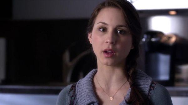 PLL_S04E03_720p_JACK_Up_DownloadSeriesHere_0509.jpg