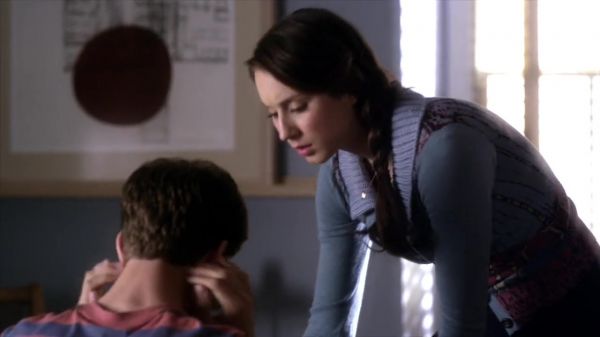 PLL_S04E03_720p_JACK_Up_DownloadSeriesHere_0522.jpg