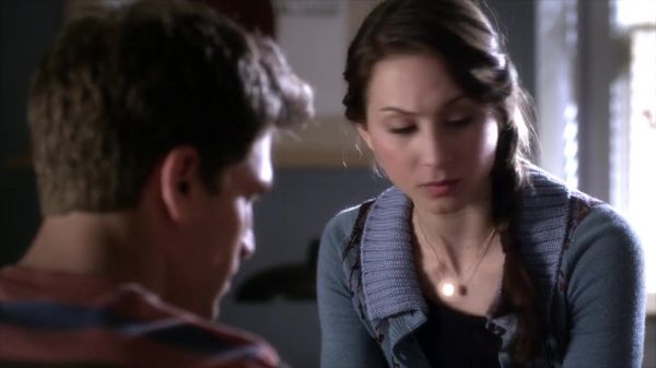 PLL_S04E03_720p_JACK_Up_DownloadSeriesHere_0533.jpg