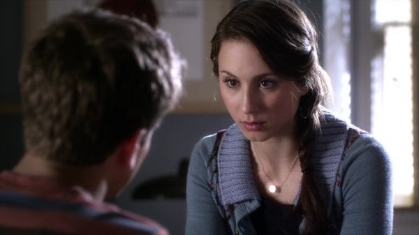 PLL_S04E03_720p_JACK_Up_DownloadSeriesHere_0543.jpg