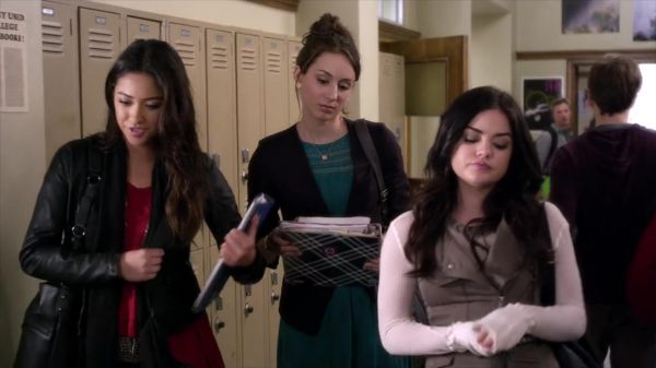 PLL_S04E03_720p_JACK_Up_DownloadSeriesHere_0896.jpg
