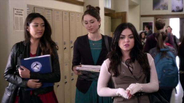 PLL_S04E03_720p_JACK_Up_DownloadSeriesHere_0897.jpg