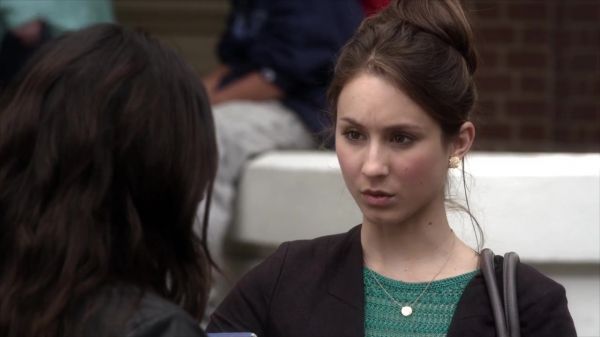 PLL_S04E03_720p_JACK_Up_DownloadSeriesHere_0926.jpg