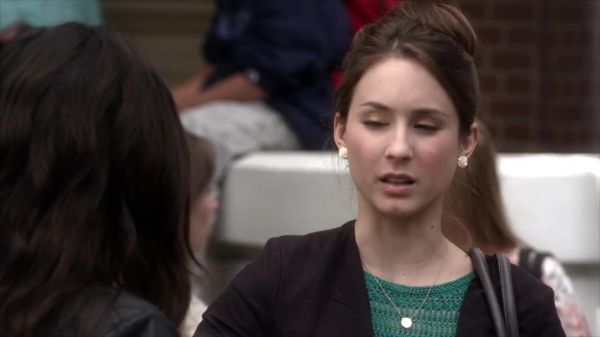 PLL_S04E03_720p_JACK_Up_DownloadSeriesHere_0931.jpg