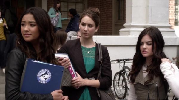 PLL_S04E03_720p_JACK_Up_DownloadSeriesHere_0938.jpg