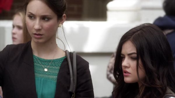 PLL_S04E03_720p_JACK_Up_DownloadSeriesHere_0996.jpg