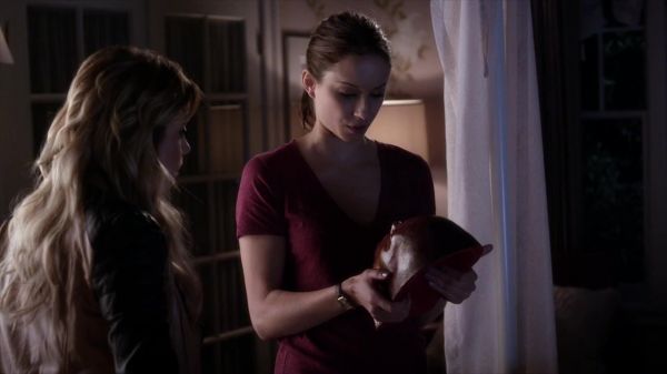 PLL_S04E03_720p_JACK_Up_DownloadSeriesHere_2298.jpg