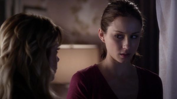 PLL_S04E03_720p_JACK_Up_DownloadSeriesHere_2313.jpg