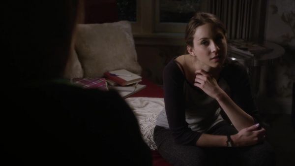PLL_S04E03_720p_JACK_Up_DownloadSeriesHere_2479.jpg