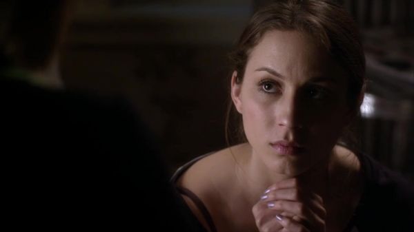 PLL_S04E03_720p_JACK_Up_DownloadSeriesHere_2524.jpg