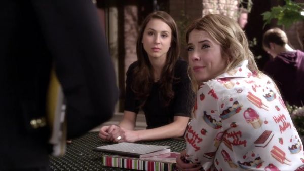 PLL_S04E04_720p_JACK_Up_DownloadSeriesHere_0277.jpg