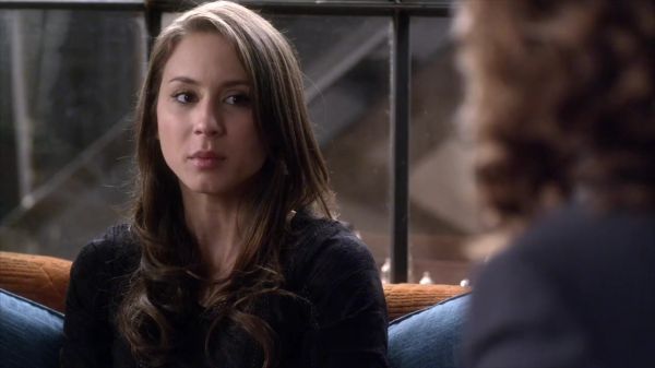 PLL_S04E04_720p_JACK_Up_DownloadSeriesHere_0361.jpg