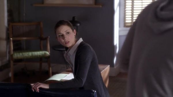 PLL_S04E04_720p_JACK_Up_DownloadSeriesHere_0901.jpg