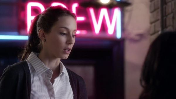 PLL_S04E04_720p_JACK_Up_DownloadSeriesHere_0936.jpg