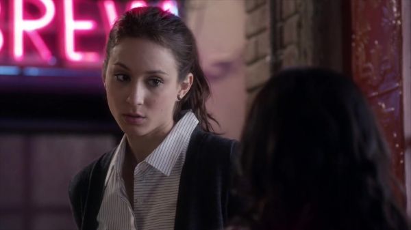 PLL_S04E04_720p_JACK_Up_DownloadSeriesHere_0957.jpg