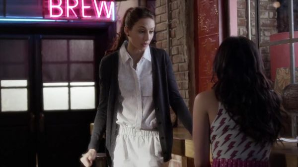 PLL_S04E04_720p_JACK_Up_DownloadSeriesHere_0981.jpg
