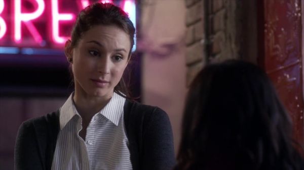 PLL_S04E04_720p_JACK_Up_DownloadSeriesHere_0997.jpg