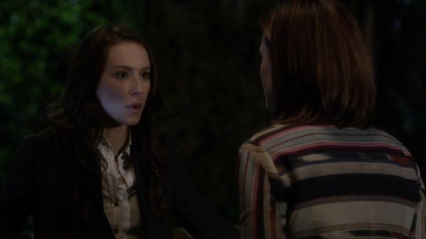 PLL_S04E04_720p_JACK_Up_DownloadSeriesHere_2182.jpg
