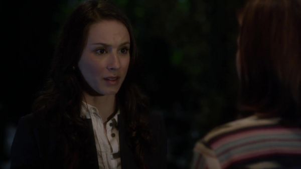 PLL_S04E04_720p_JACK_Up_DownloadSeriesHere_2244.jpg